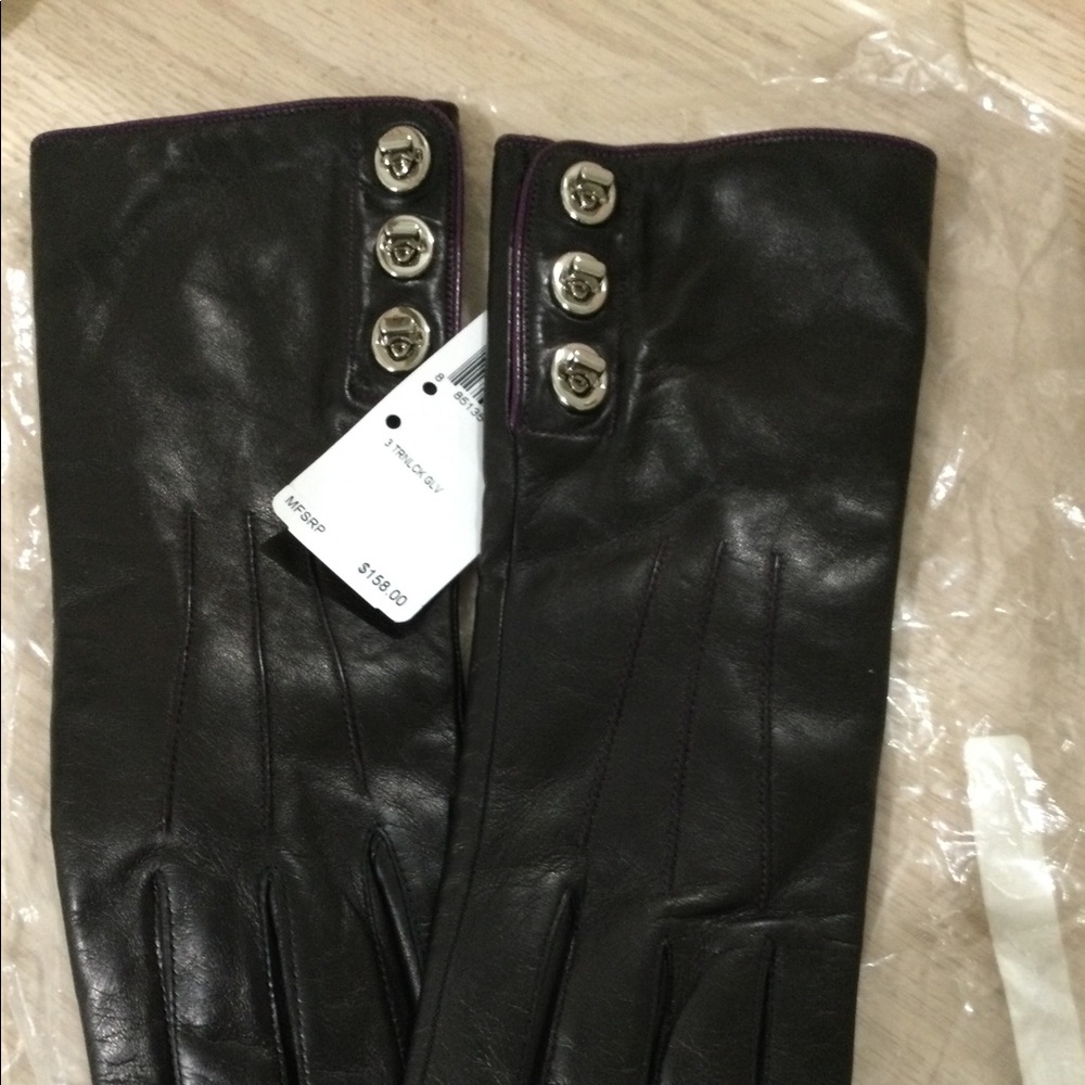 COACH GLOVES